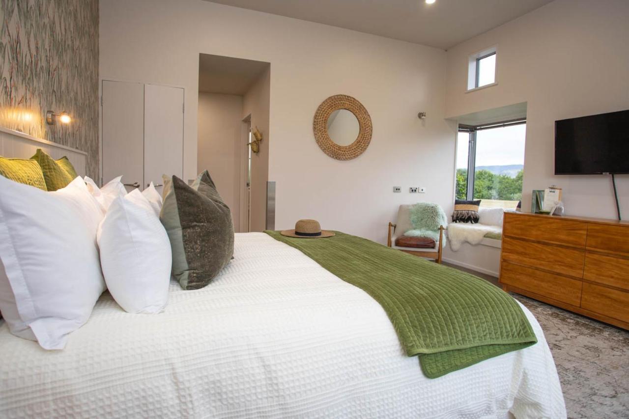 Dunluce Boutique B&B Te Anau Exterior photo