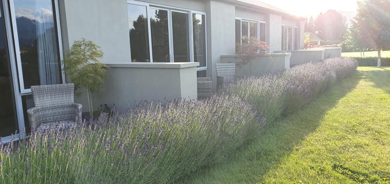Dunluce Boutique B&B Te Anau Exterior photo
