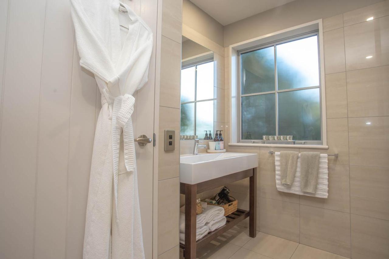 Dunluce Boutique B&B Te Anau Exterior photo